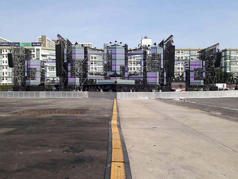 mojo-4 โมโจกั้นหน้าเวที